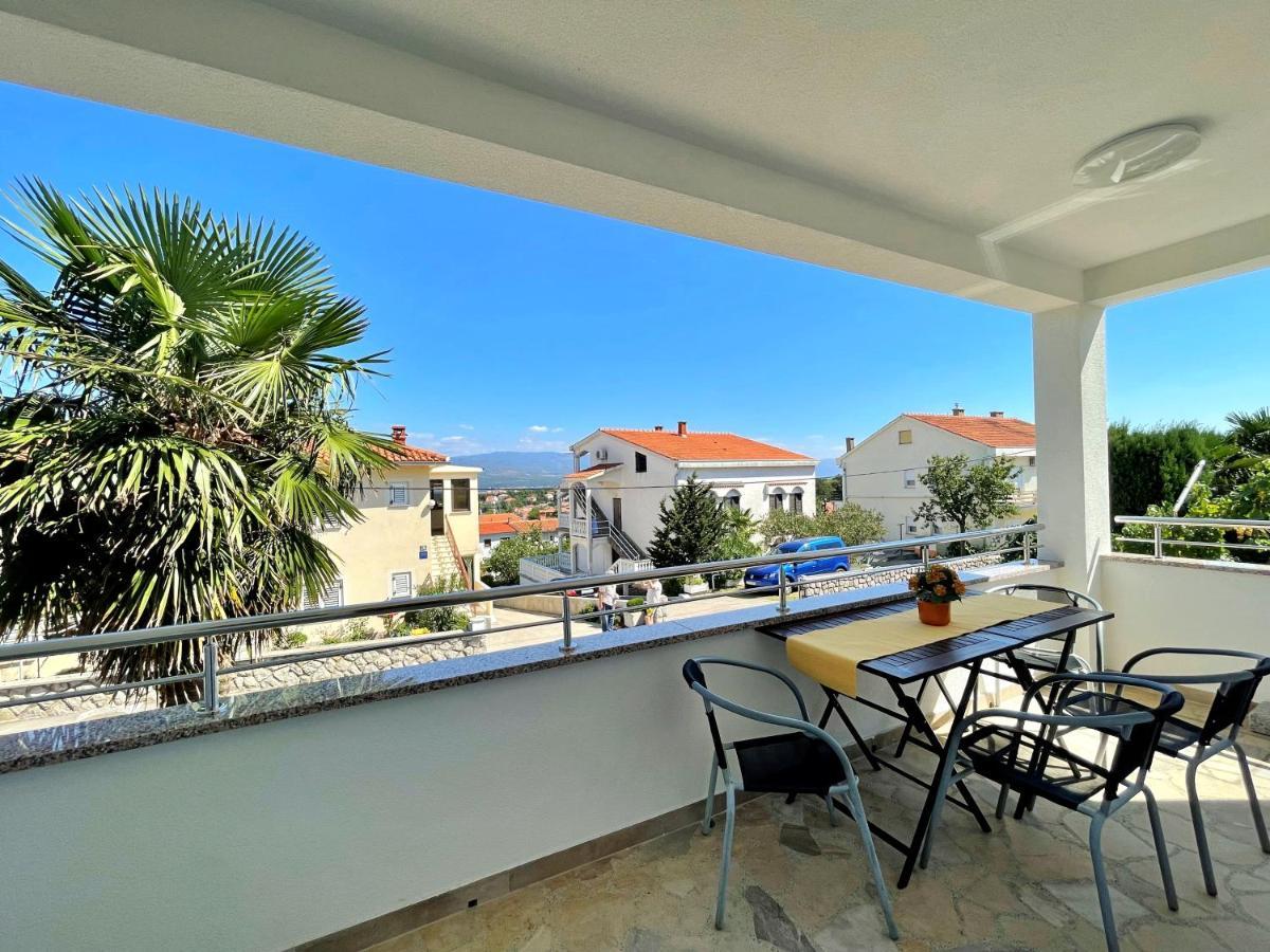 Apartments Bohovic Šilo Екстериор снимка