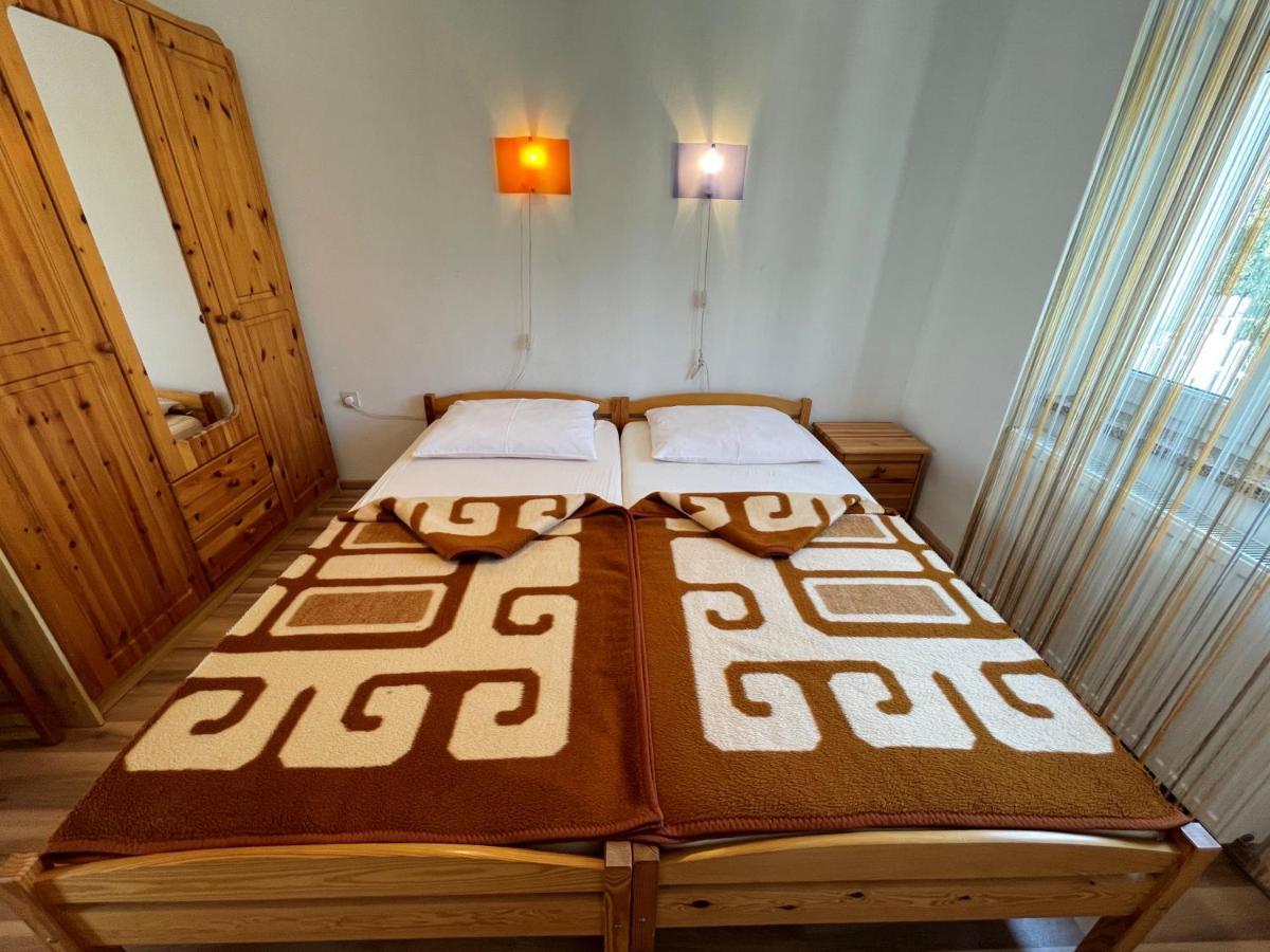 Apartments Bohovic Šilo Екстериор снимка