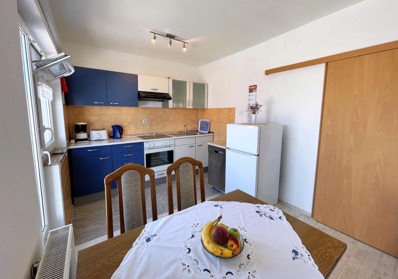 Apartments Bohovic Šilo Екстериор снимка